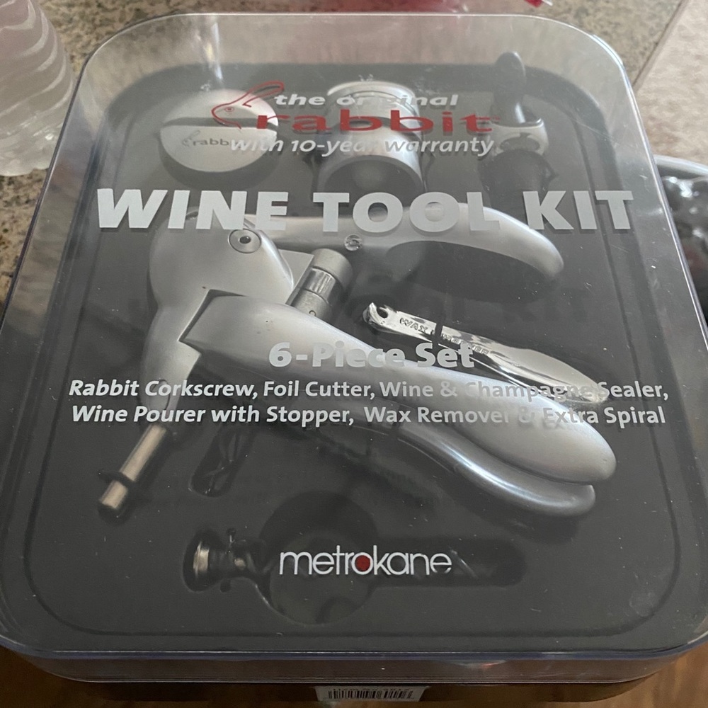 Rabbit Wine opener tool kit
